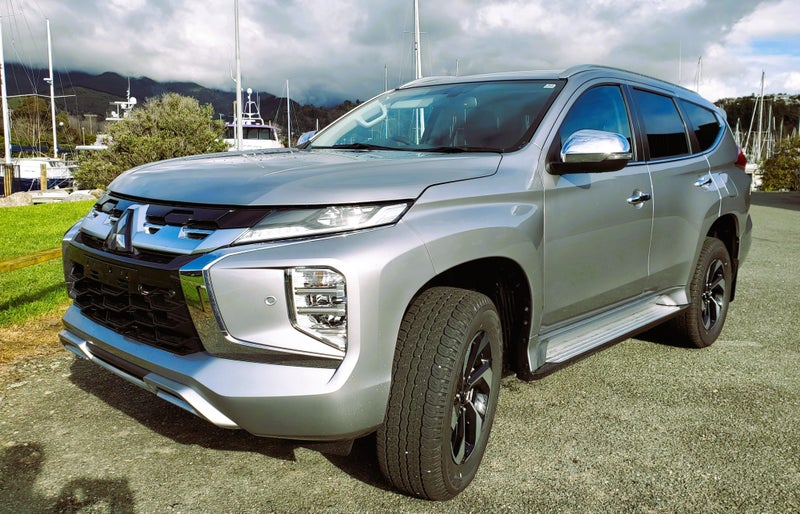 2025 Mitsubishi Pajero Sport VRX 4x4 - IN STOCK image 3
