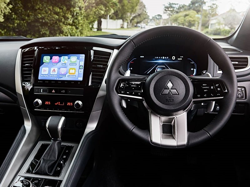 2025 Mitsubishi Pajero Sport VRX Black Edition... image 2