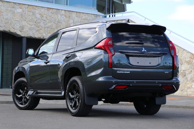 2025 Mitsubishi Pajero Sport VRX Black Edition... image 2