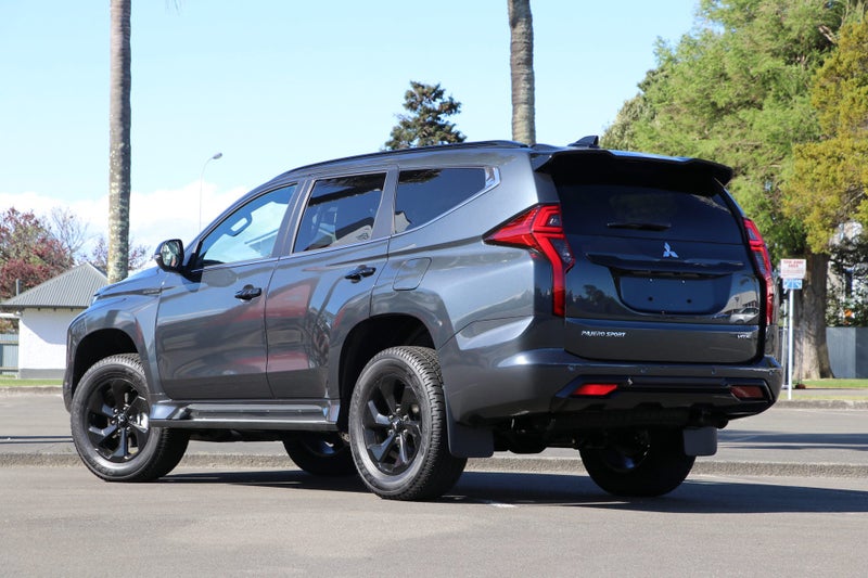 2025 Mitsubishi Pajero Sport VRX Black Edition... image 2