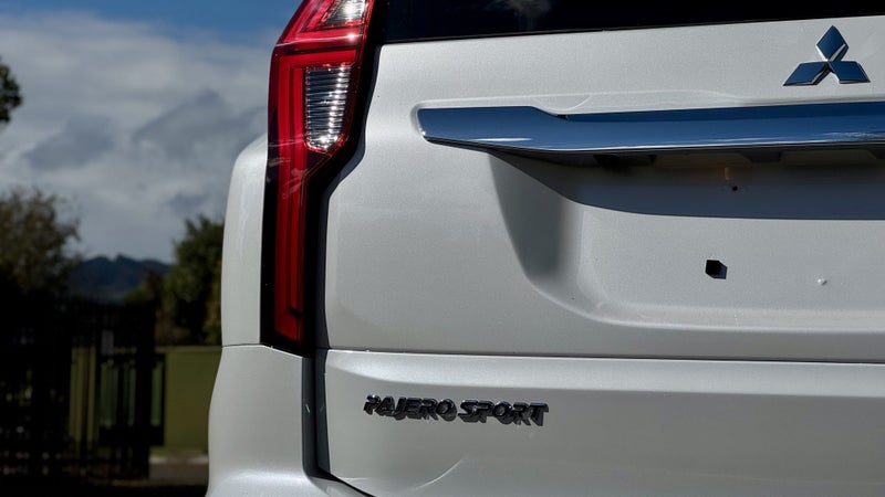 2025 Mitsubishi Pajero Sport VRX - IN STOCK image 4