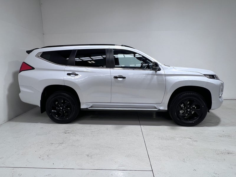 2025 Mitsubishi Pajero Sport VRXB 2.4 T/D / 4WD... image 3