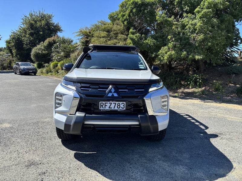 2025 Mitsubishi Pajero Sport VRXB 2.4D/4WD/8AT... image 2