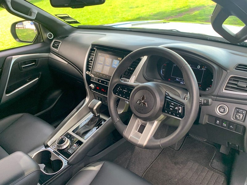 2025 Mitsubishi Pajero Sport VRXB 4WD 2.4L Dies... image 4