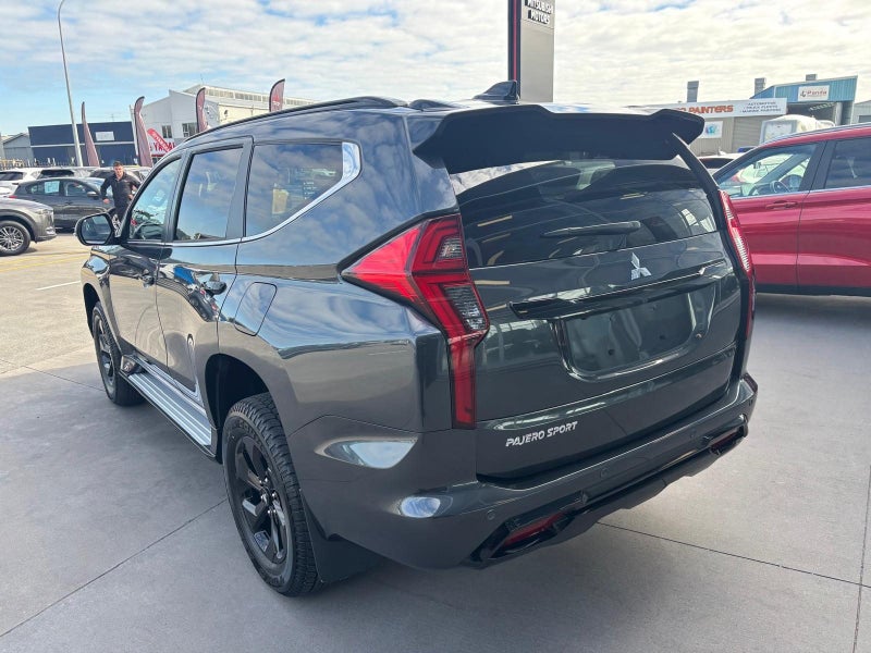 2025 Mitsubishi Pajero Sport VRXB 4WD image 5