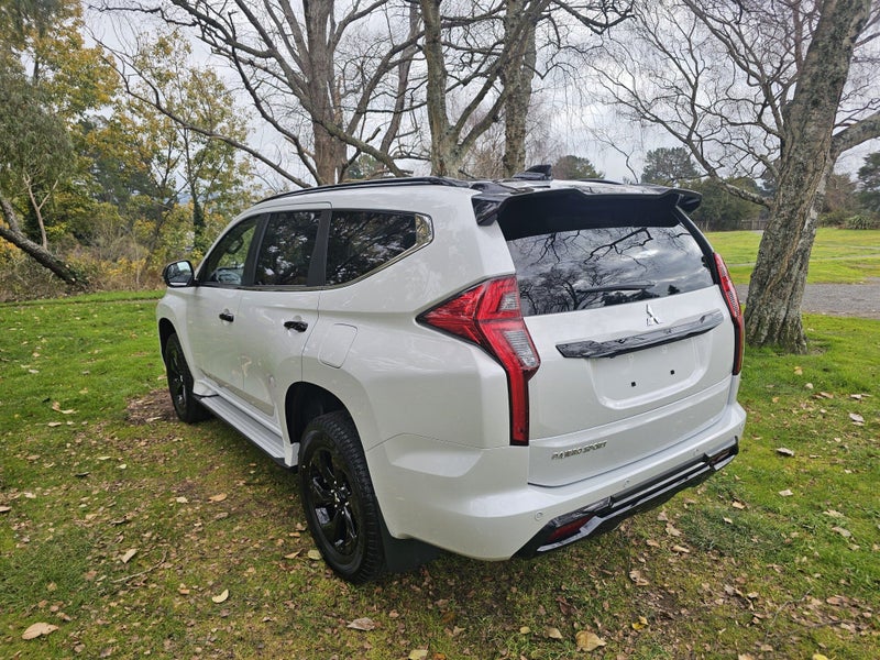 2025 Mitsubishi Pajero VRXB 2.4D/4WD/8AT image 2