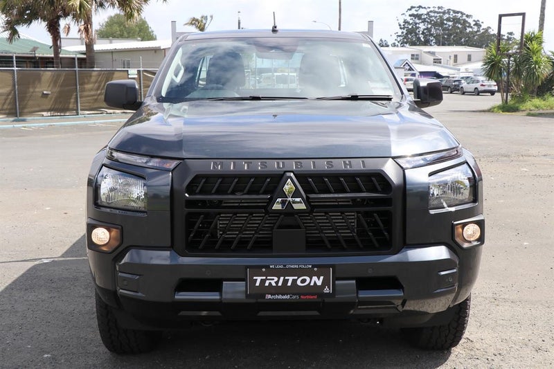 2025 Mitsubishi Triton CC C GLX 4WD 6AT 2.4 image 2