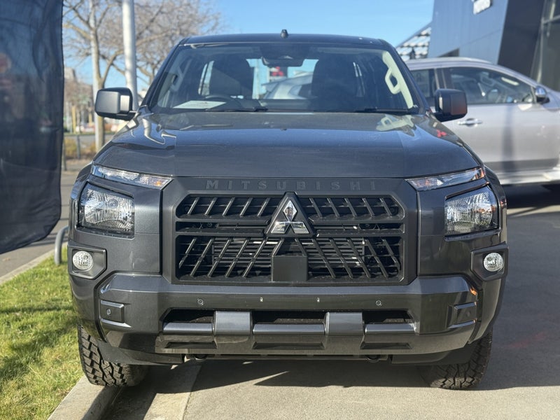 2025 Mitsubishi Triton Cc C Glx 4Wd 6At 2.4 image 2