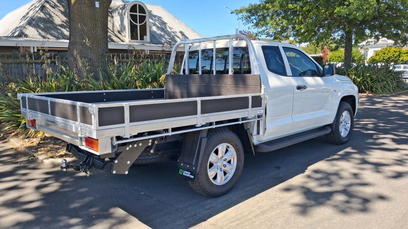 2025 Mitsubishi Triton CC CH 2.4D GLX 4WD 6AT image 5