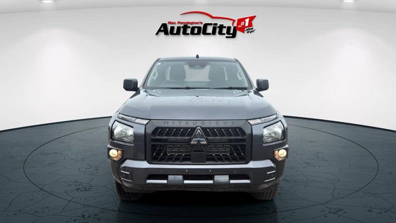 2025 Mitsubishi Triton CC GLX 4WD 6AT 2.4DT image 2