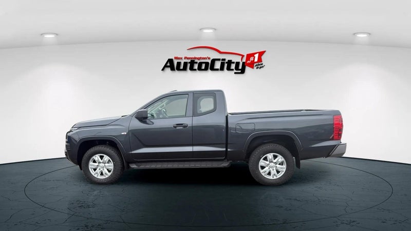 2025 Mitsubishi Triton CC GLX 4WD 6AT 2.4DT image 4