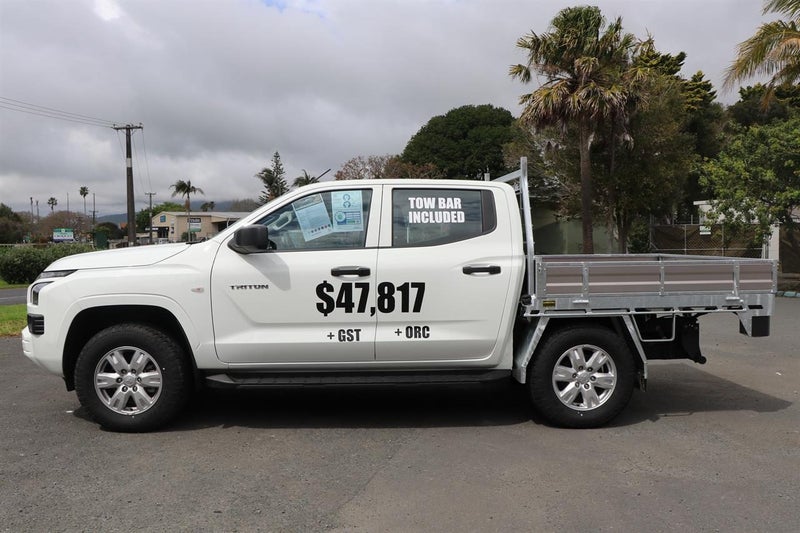 2025 Mitsubishi Triton DC C GLX 4WD 6AT 2.4 image 5