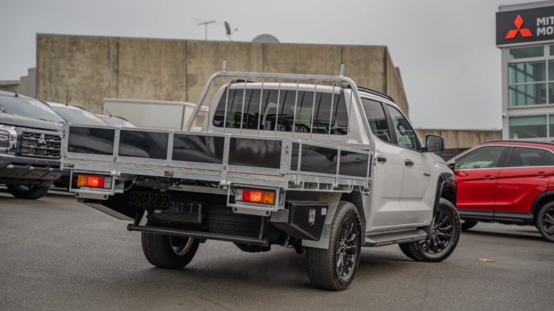 2025 Mitsubishi Triton Dc C Vrx 4Wd 6At 2.4 image 2