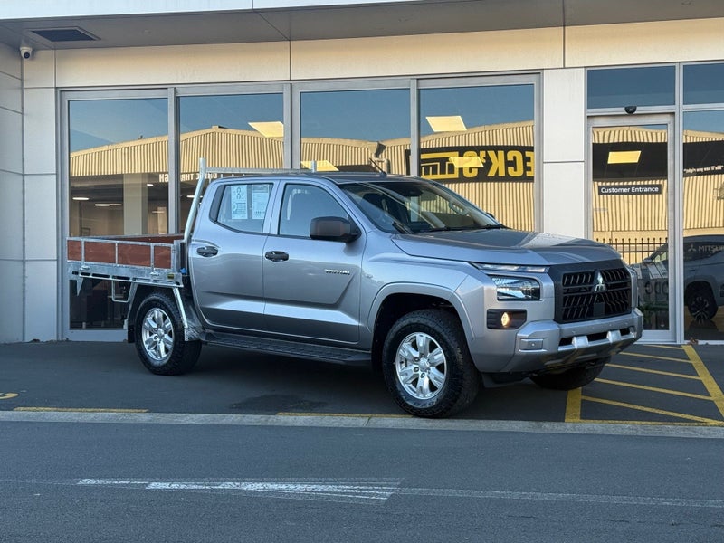 2025 Mitsubishi Triton DC CH 2.4D GLX 4WD 6AT -... image 1