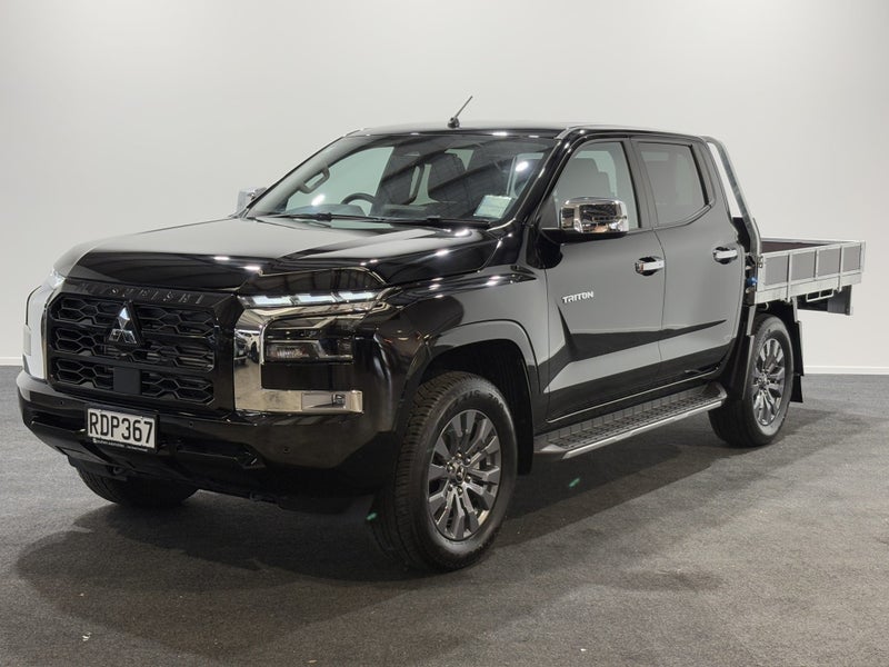 2025 Mitsubishi Triton DC CH 2.4D GLXR 4WD 6AT image 3