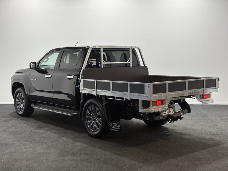2025 Mitsubishi Triton DC CH 2.4D GLXR 4WD 6AT image 5