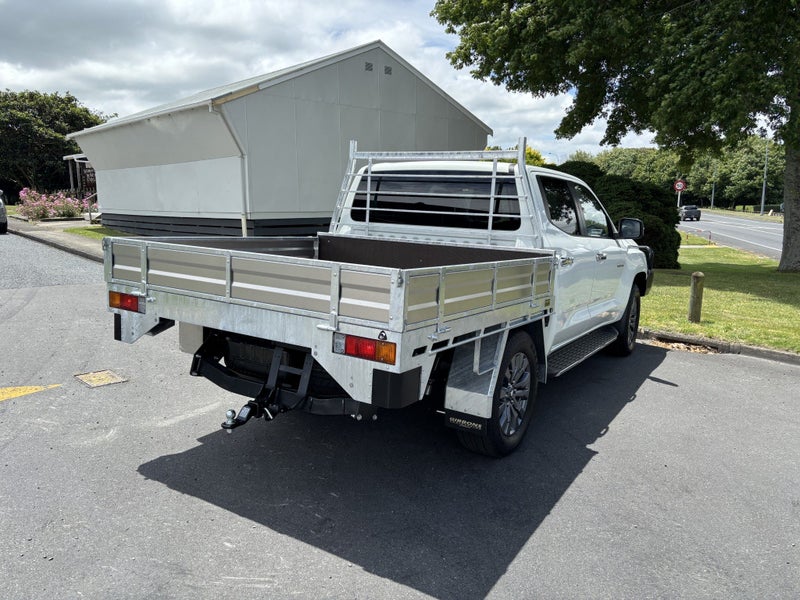 2025 Mitsubishi Triton DC CHASSIS GLXR 4WD 6AT... image 4