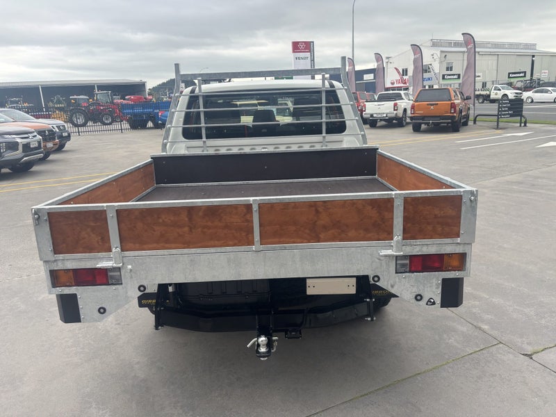 2025 Mitsubishi Triton DC GLX 4WD F/D image 4