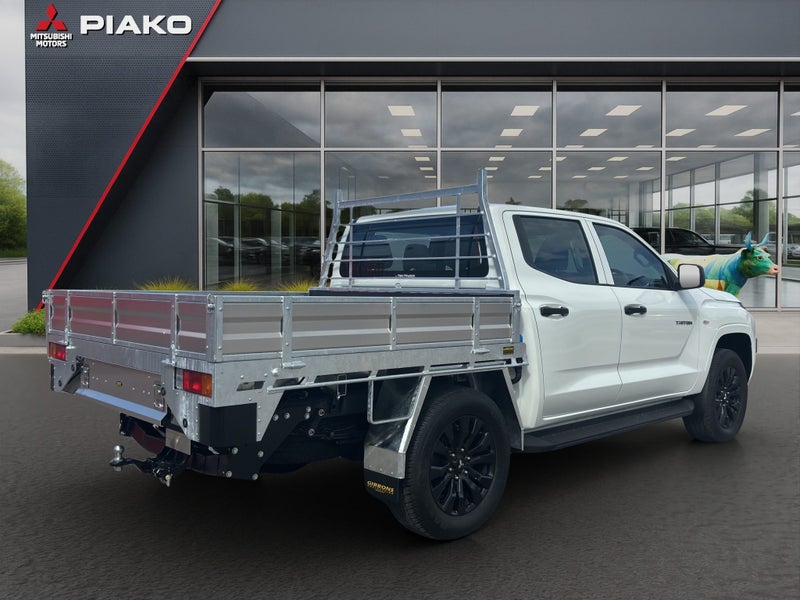 2025 Mitsubishi Triton DC GLX 4WD F/D image 3