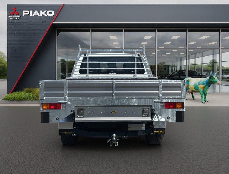 2025 Mitsubishi Triton DC GLX 4WD F/D image 4