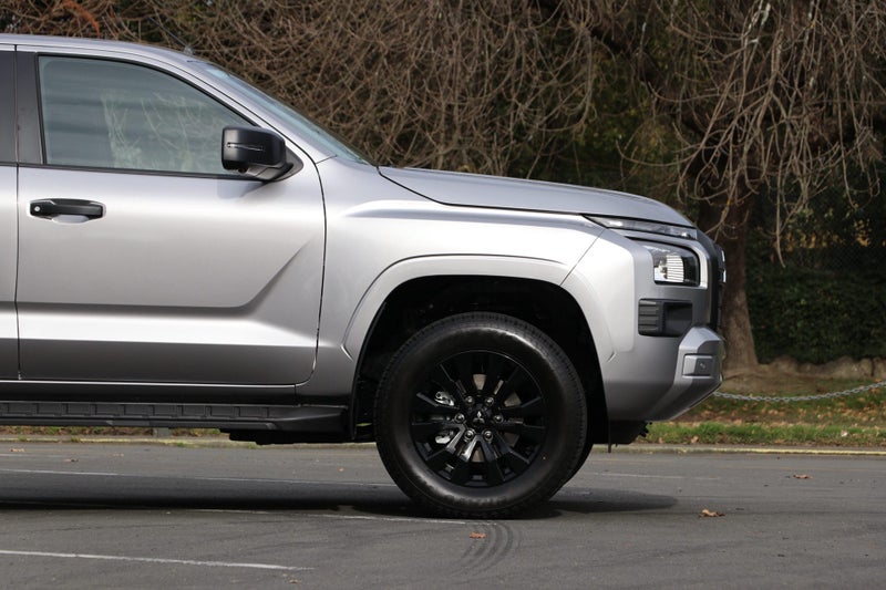 2025 Mitsubishi Triton Dc GLX Sport 4WD 6At image 5