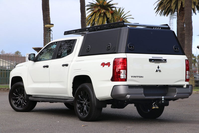 2025 Mitsubishi Triton Dc GLX Sport 4WD 6At image 2