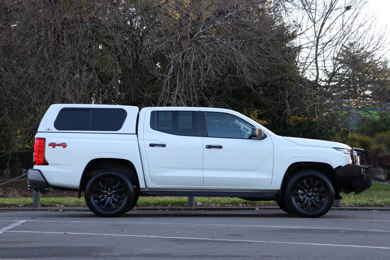 2025 Mitsubishi Triton Dc GLX Sport 4WD 6At image 4