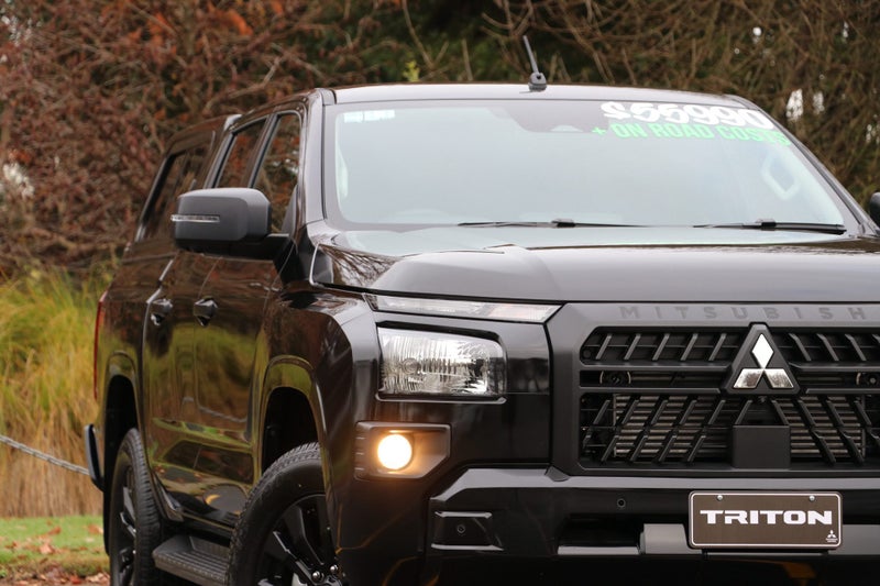 2025 Mitsubishi Triton Dc GLX Sport 4WD 6At image 4