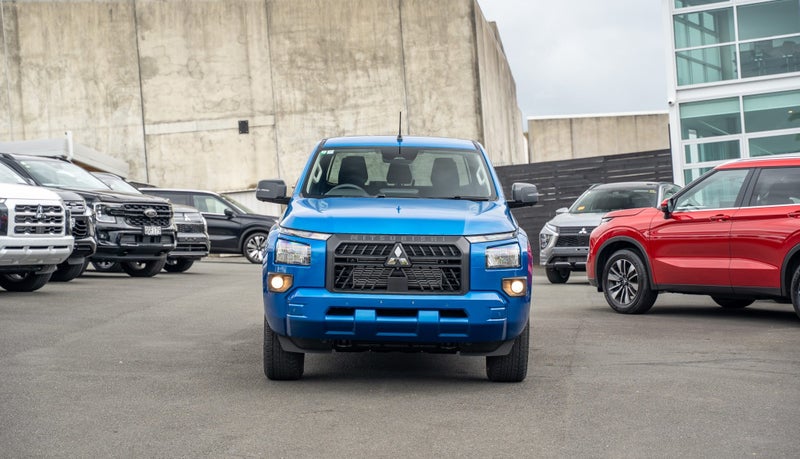 2025 Mitsubishi Triton Dc Glx Sport 4Wd 6At image 3