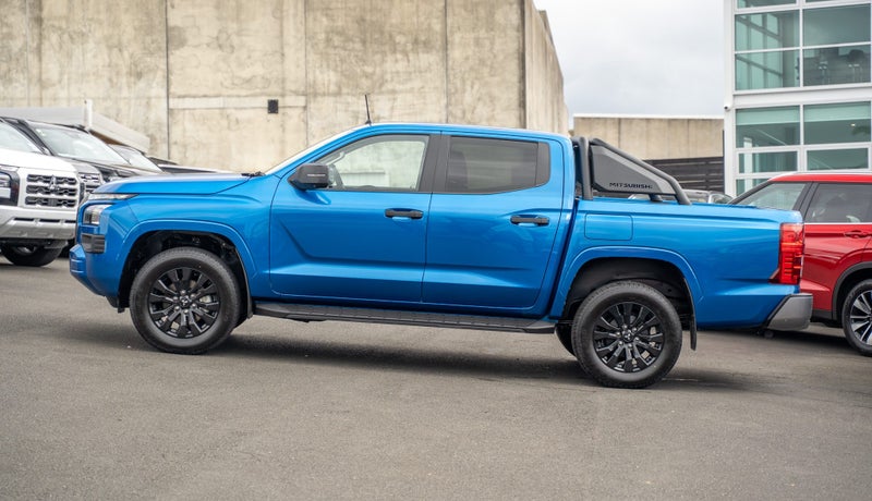 2025 Mitsubishi Triton Dc Glx Sport 4Wd 6At image 5