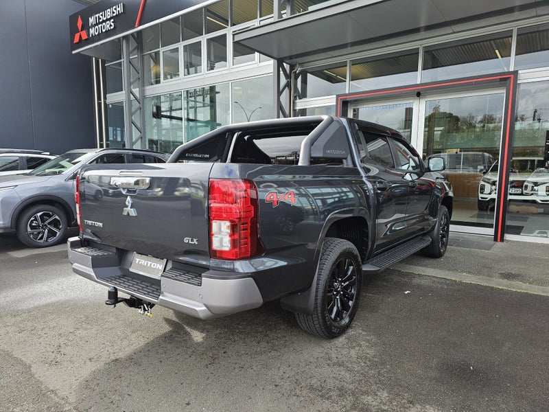 2025 Mitsubishi Triton DC GLX SPORT 4WD 6AT image 4
