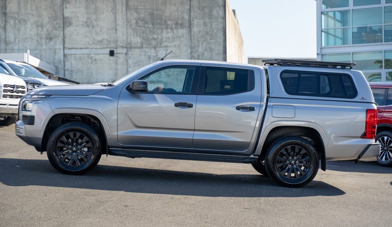 2025 Mitsubishi Triton Dc Glx Sport 4Wd 6At image 5