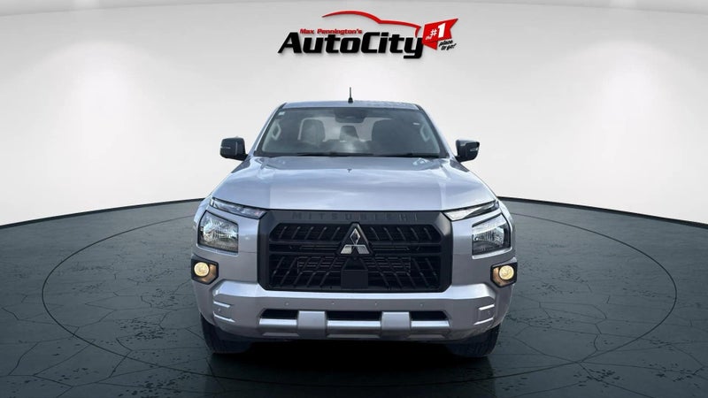 2025 Mitsubishi Triton DC GLX SPORT 4WD 6AT image 2