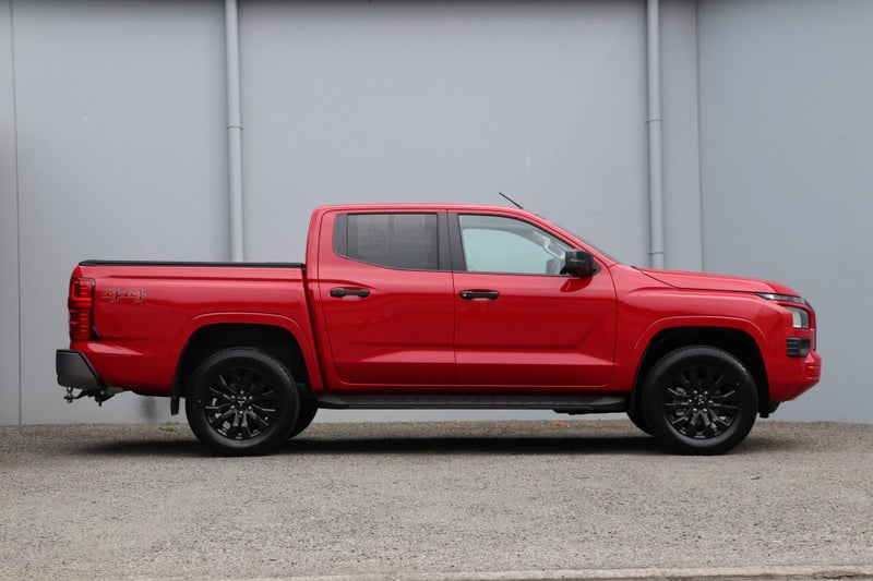 2025 Mitsubishi Triton Dc GLX Sport 4WD 6At image 4