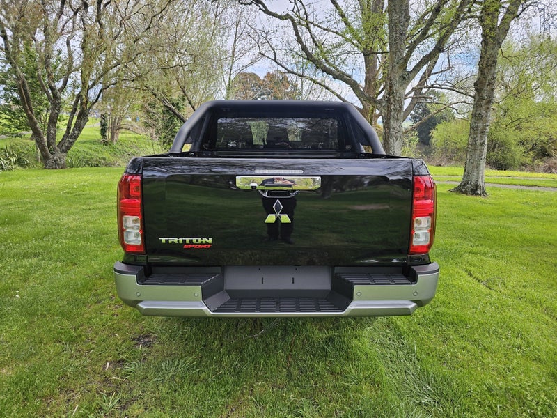 2025 Mitsubishi Triton DC GLX SPORT 4WD 6AT image 4