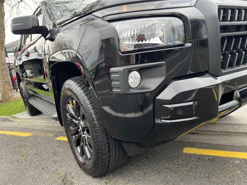 2025 Mitsubishi Triton DC GLX SPORT 4WD 6AT image 3