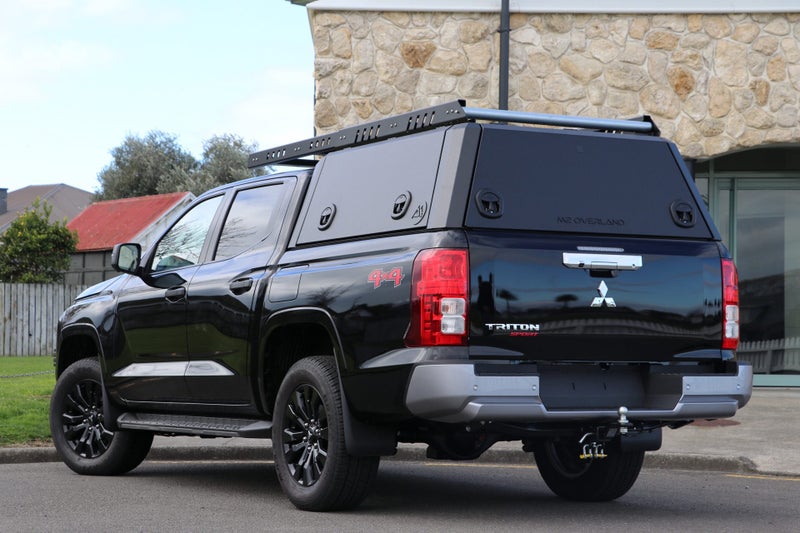 2025 Mitsubishi Triton Dc GLX Sport 4WD 6At image 2