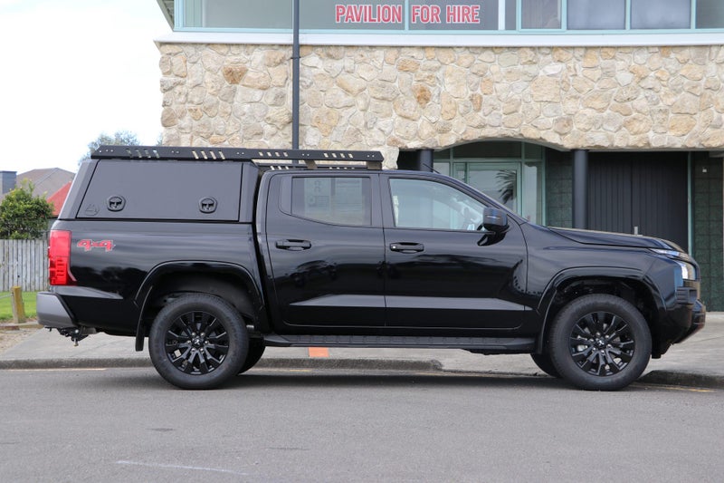 2025 Mitsubishi Triton Dc GLX Sport 4WD 6At image 3