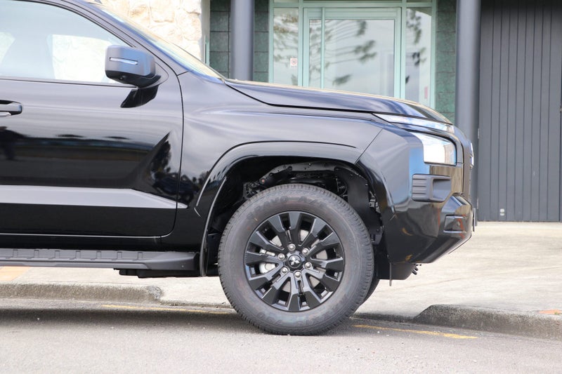 2025 Mitsubishi Triton Dc GLX Sport 4WD 6At image 4
