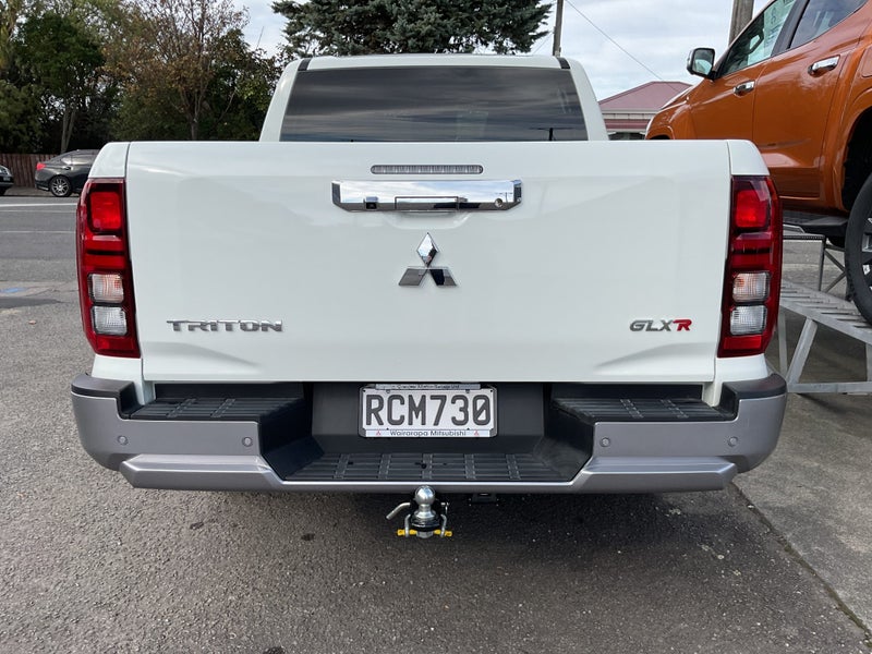 2025 Mitsubishi Triton Dc Glxr 4Wd 6At image 3