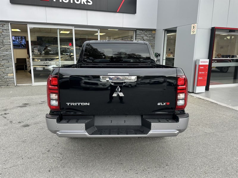 2025 Mitsubishi Triton DC GLXR 4WD 6AT image 5