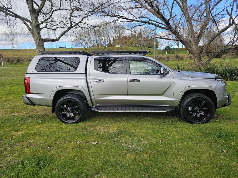 2025 Mitsubishi Triton DC GLXR 4WD 6AT 2.4D image 2