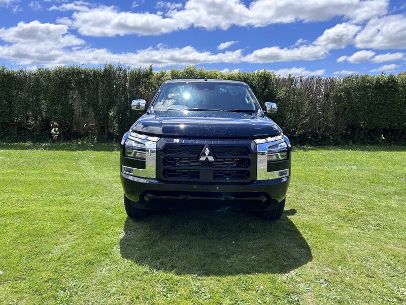 2025 Mitsubishi Triton DC GLXR 4WD 6AT 2.4D - N... image 2