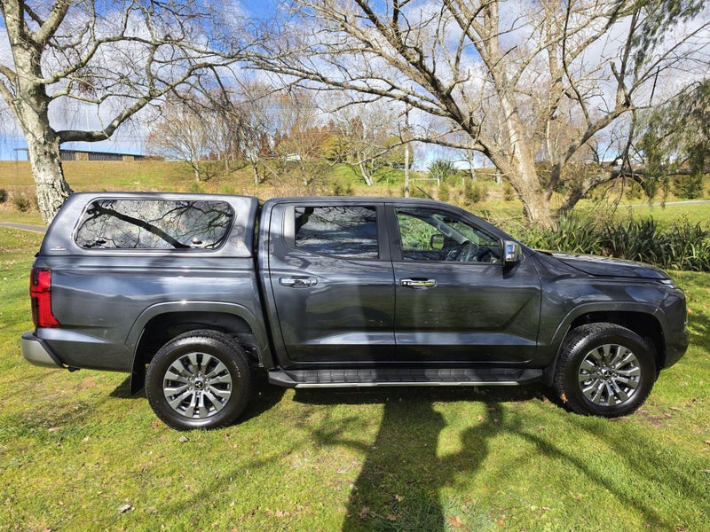 2025 Mitsubishi Triton DC GLXR 6AT 2.4DT image 2