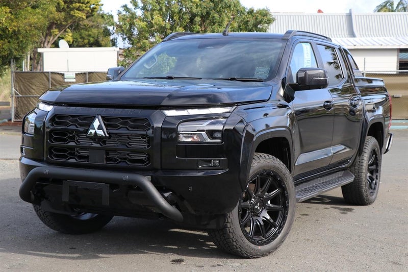 2025 Mitsubishi Triton DC GSR 4WD 6AT 2.4DT image 1