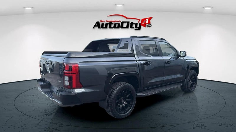 2025 Mitsubishi Triton DC GSR 4WD 6AT 2.4DT image 3
