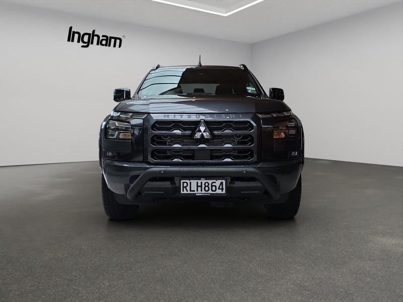 2025 Mitsubishi Triton DC GSR 4WD 6AT 2.4DT image 3