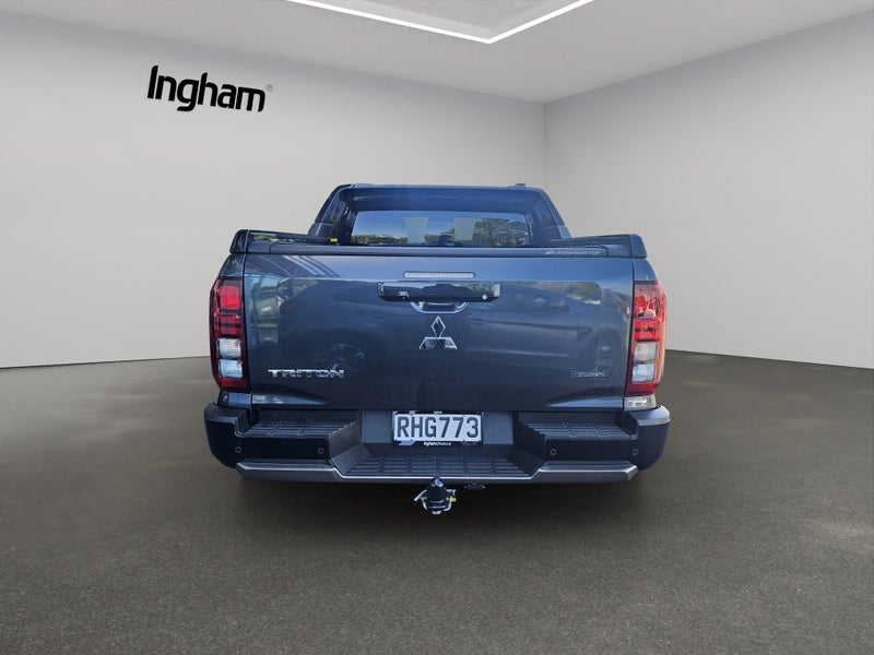 2025 Mitsubishi Triton DC GSR 4WD 6AT 2.4DT image 4