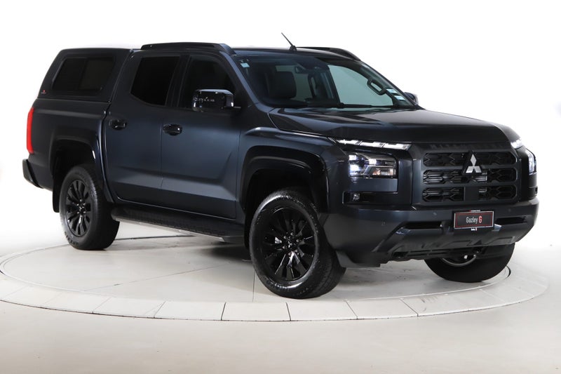 2025 Mitsubishi Triton DC VRX 4WD image 3