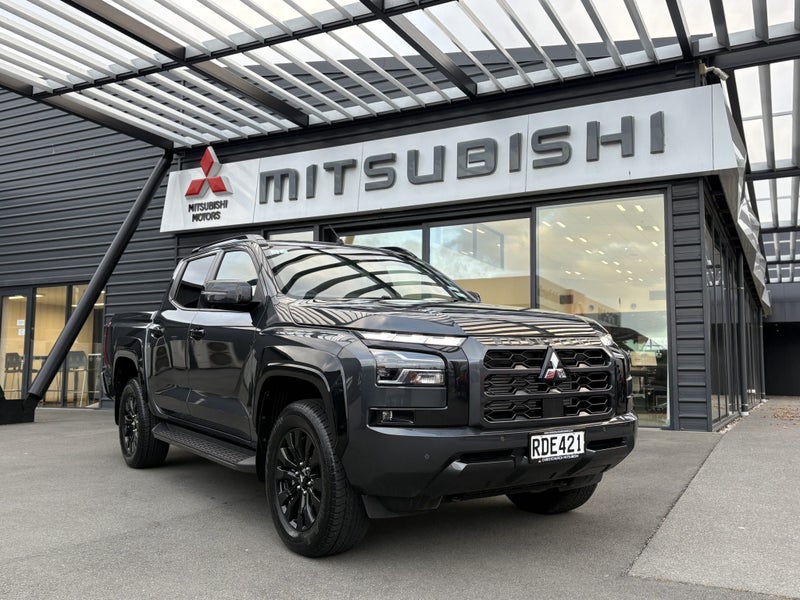 2025 Mitsubishi Triton DC VRX 4WD 2.4TD image 1